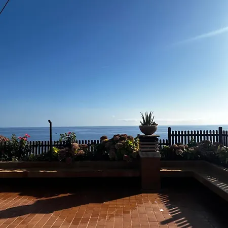Tossa Frente Al Mar